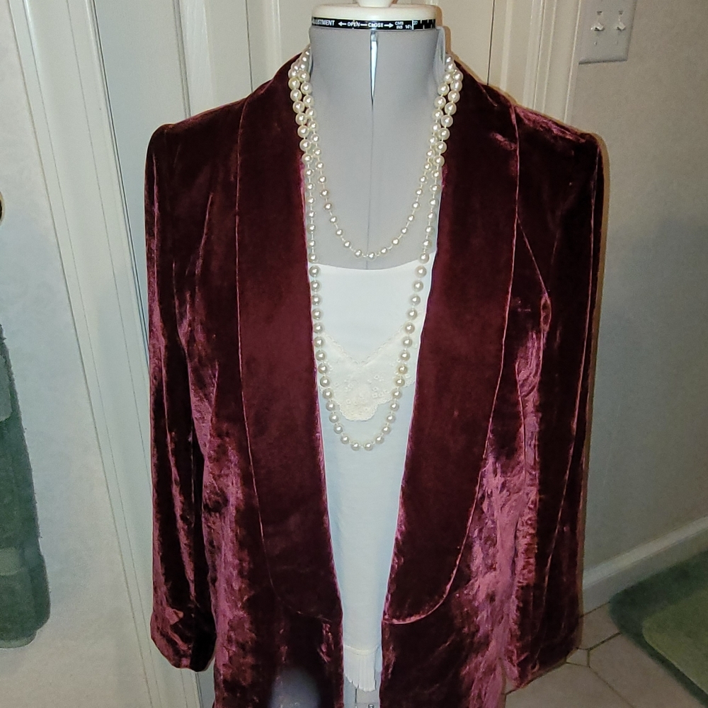 Revolve House of Harlow 1960 Chloe Boyfriend Burgundy Velvet Blazer Jacket - Picture 11 of 15